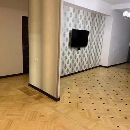 Apartment In The Center Of يريفان المظهر الخارجي الصورة